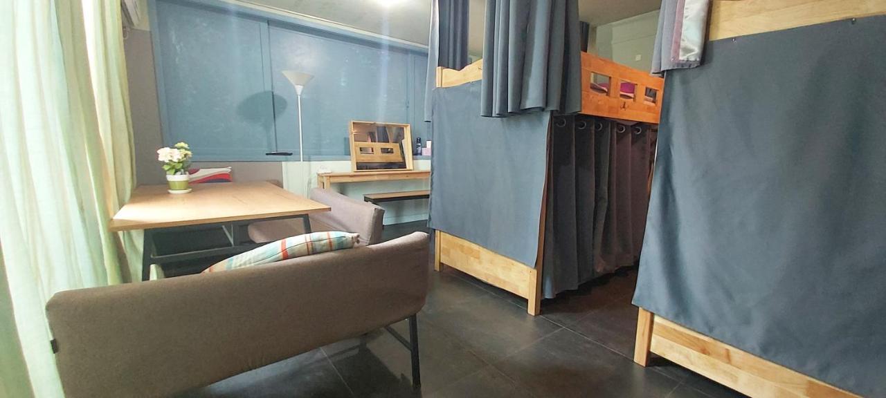 Buzz Guesthouse Hostel Seoel Buitenkant foto