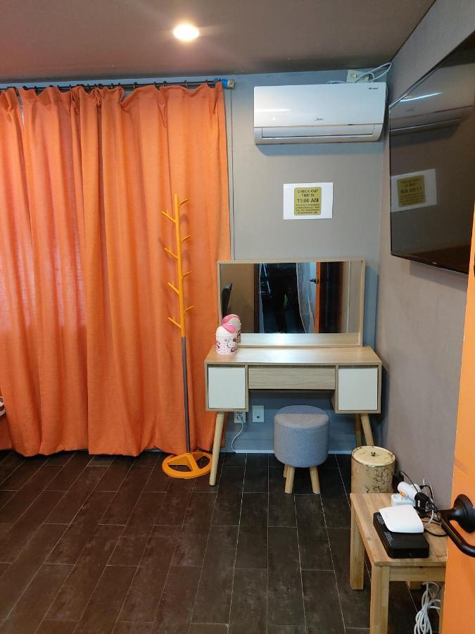Buzz Guesthouse Hostel Seoel Buitenkant foto