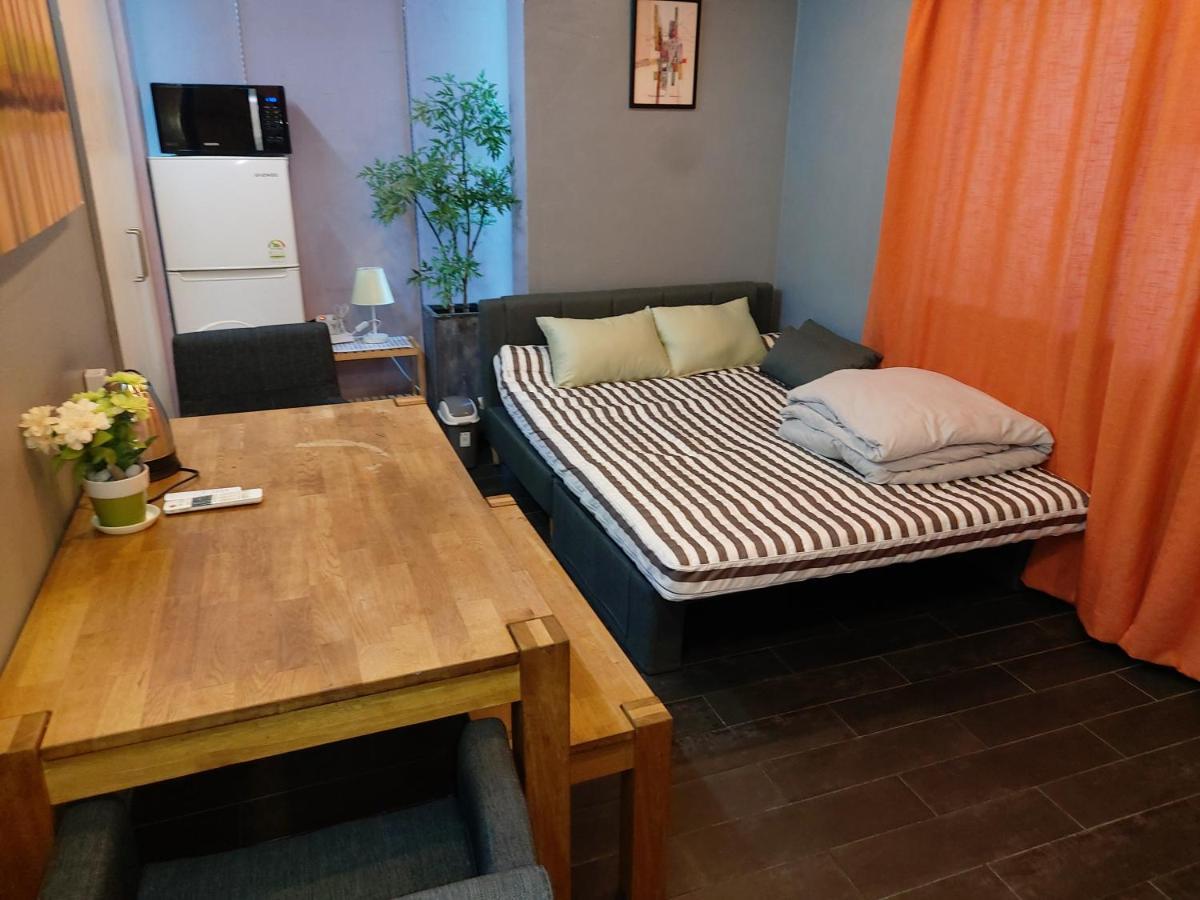 Buzz Guesthouse Hostel Seoel Buitenkant foto